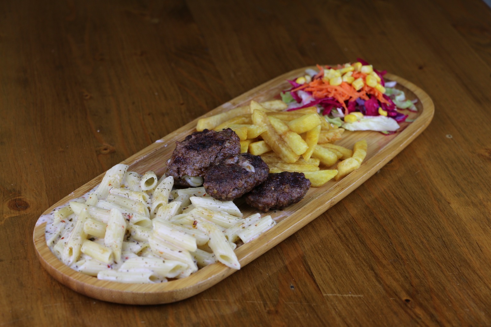 Izgara Porsiyon Kaşarlı Köfte